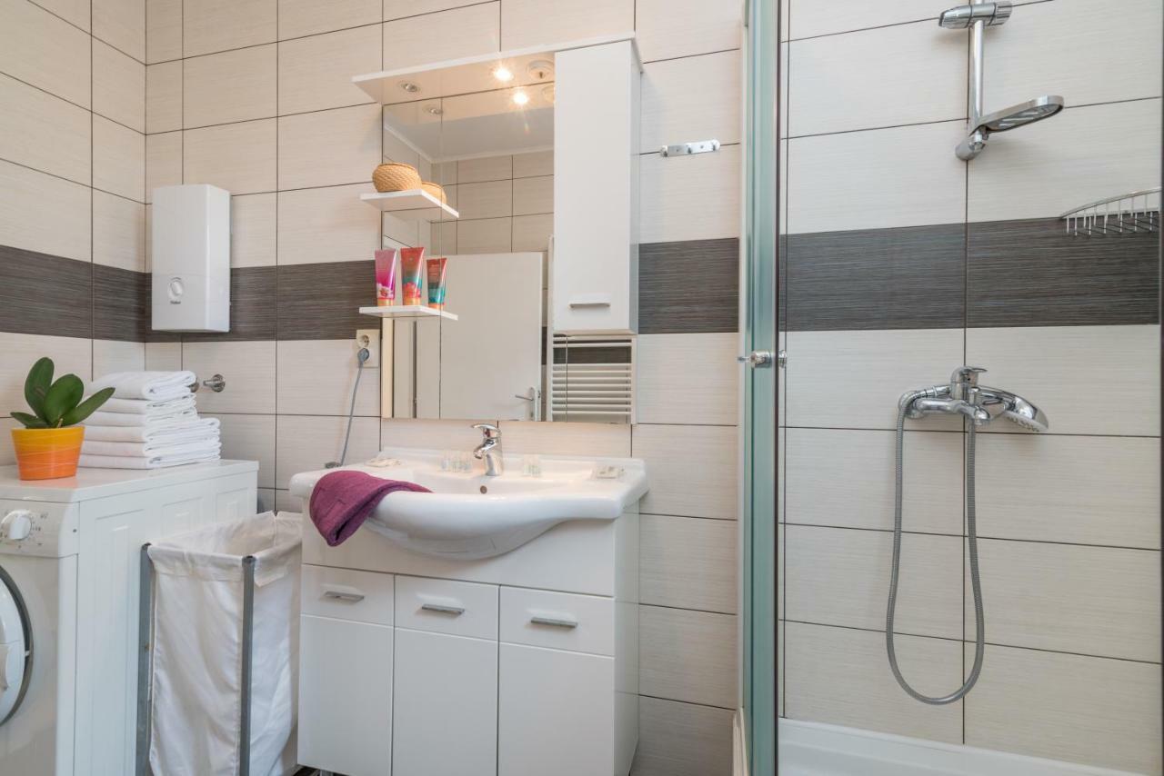 Vojin Apartma *